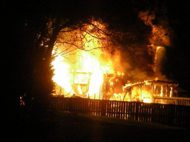 12 Box - 04.17.09 - Tower 11, Squad 11 on Second Alarm