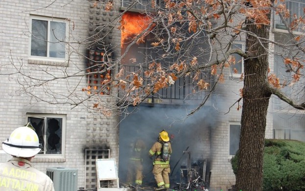 Apartment Fire 18 Box- 04.03.09 - 
Squad 11 - Third due special piece.
Photo Credit Craig Urban