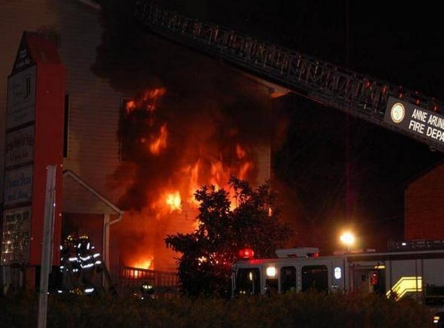 33 Box February 2009 - Squad 11 on Second Alarm