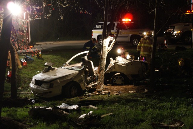 MVC-Ft Smallwood Rd. 04.12.08 