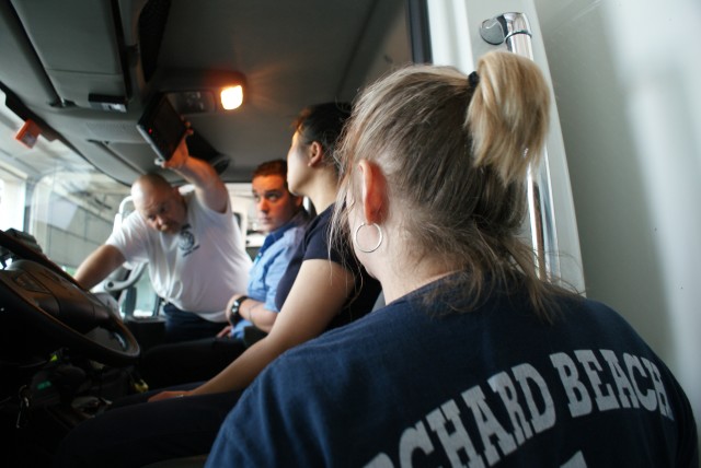 Lt. Lindsay goes over the basics on the ambo with Joe, Sue, and Tammy