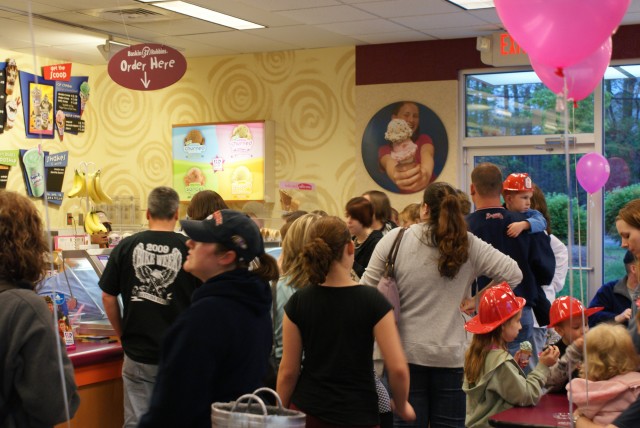 31 Cent Scoop Day at Baskin-Robbins - April 2009